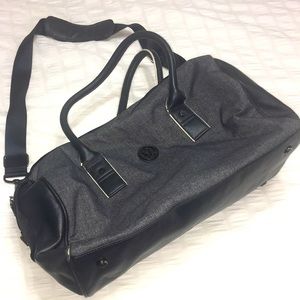 Lululemon gym bag. Used. Mid condition.